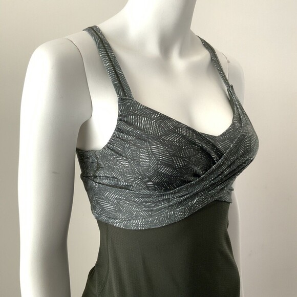 Lululemon Tank Wrap It Up Lightweight Top In Gator Green 4 - Picture 8 of 8